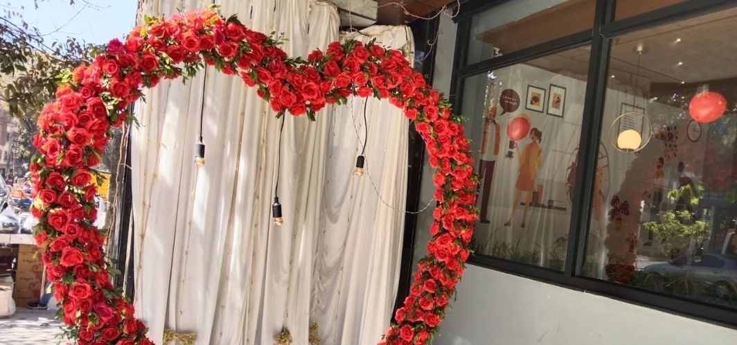 Valentine day with Unplugged Melodies 